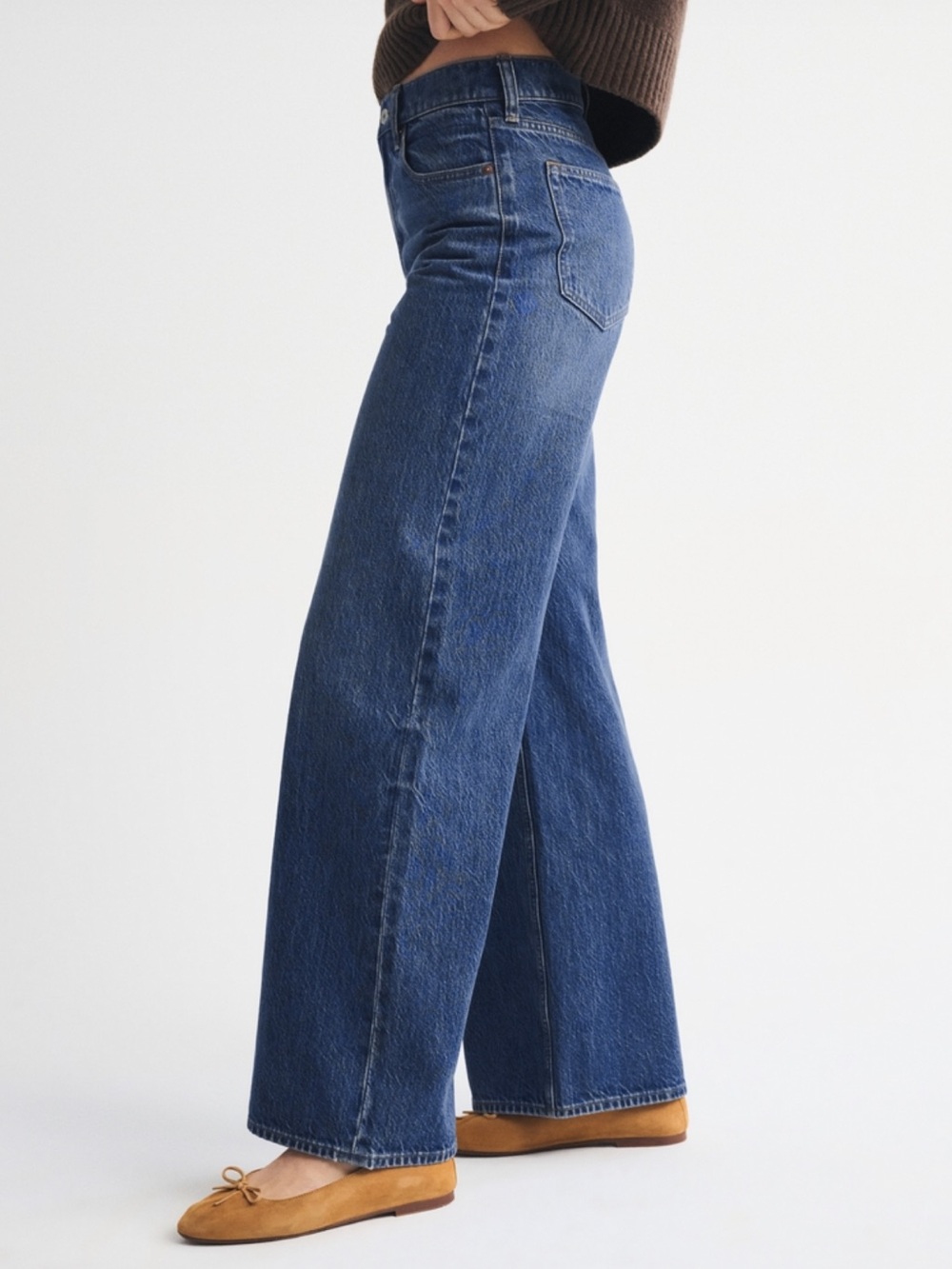Abercrombie & Fitch Women's Straight Leg Jeans in Dark Blue - Picture 3 of 8